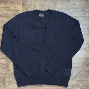 Barbour Beacon Brand Men's Classic Black Crewneck Sweater